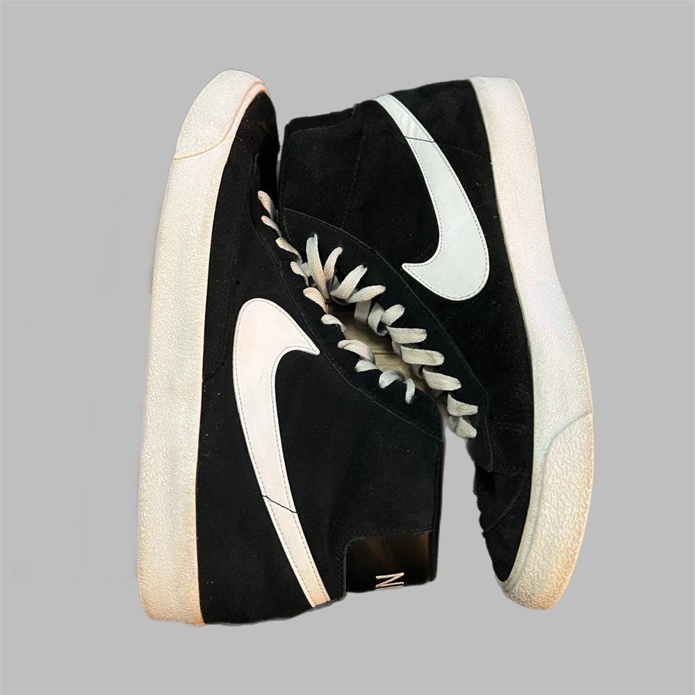 Nike Blazers Black and White Suede Mid-Top Sneakers - Picture 4 of 4